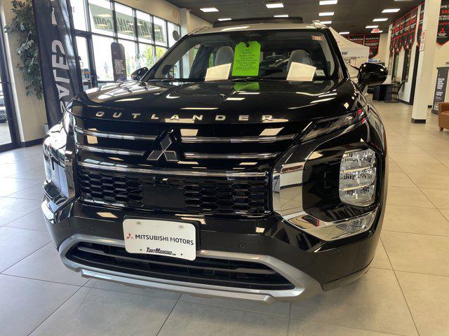 new 2025 Mitsubishi Outlander car, priced at $43,655