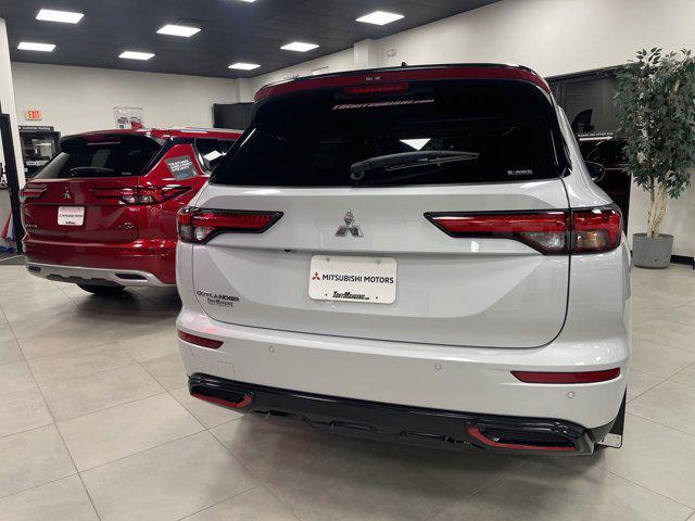 new 2024 Mitsubishi Outlander car, priced at $34,997