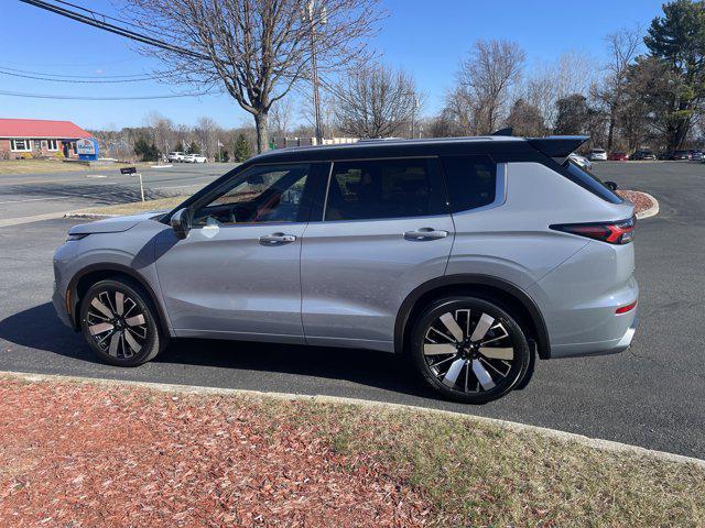new 2025 Mitsubishi Outlander car, priced at $44,430