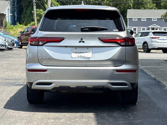 used 2022 Mitsubishi Outlander car, priced at $24,500