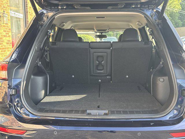 used 2022 Mitsubishi Outlander car, priced at $24,400