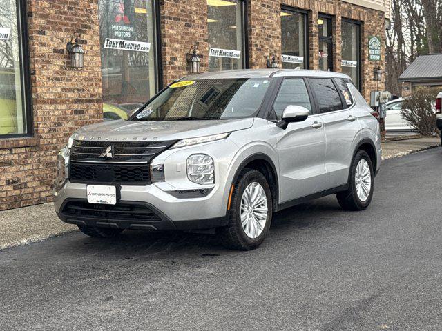 used 2022 Mitsubishi Outlander car, priced at $21,900