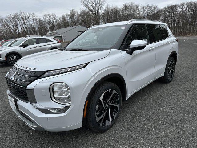 new 2024 Mitsubishi Outlander car, priced at $35,660