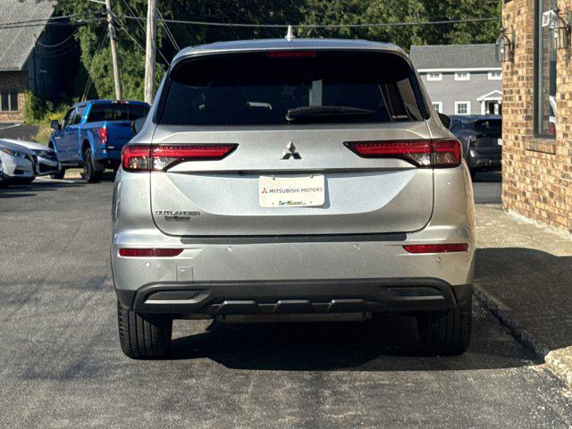 used 2022 Mitsubishi Outlander car, priced at $20,900