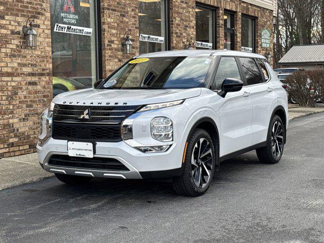 used 2022 Mitsubishi Outlander car, priced at $23,400