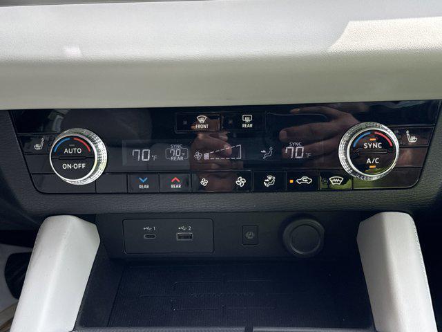 used 2023 Mitsubishi Outlander PHEV car, priced at $35,000