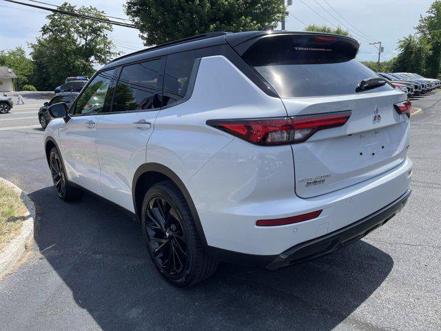 new 2024 Mitsubishi Outlander car, priced at $40,315