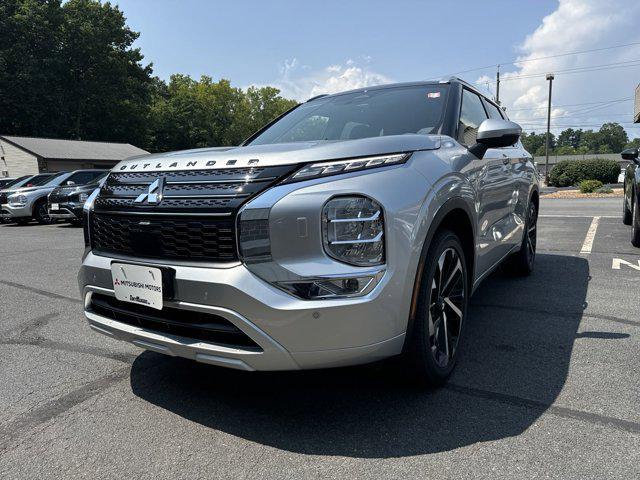 new 2024 Mitsubishi Outlander car, priced at $39,410