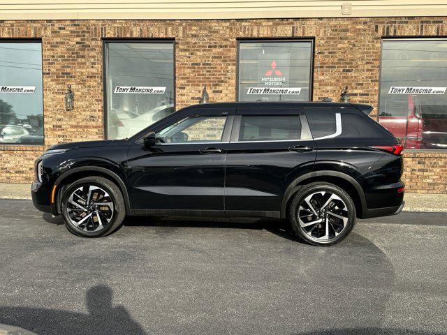 used 2022 Mitsubishi Outlander car, priced at $23,000