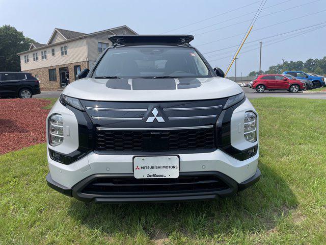 new 2025 Mitsubishi Outlander car, priced at $42,175