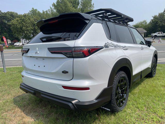 new 2025 Mitsubishi Outlander car, priced at $42,175