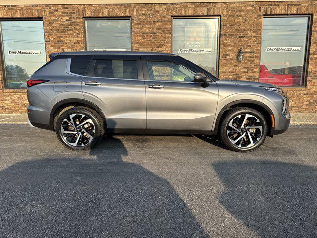 used 2024 Mitsubishi Outlander car, priced at $28,000