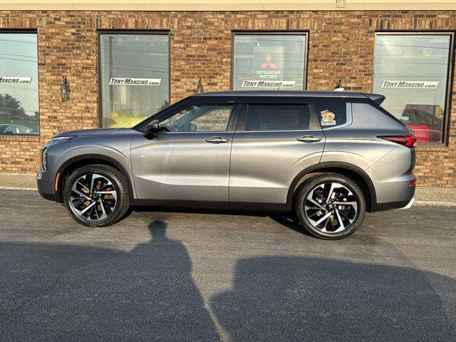 used 2024 Mitsubishi Outlander car, priced at $28,000