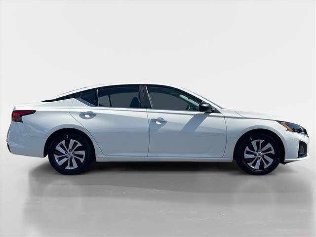 new 2025 Nissan Altima car, priced at $25,552