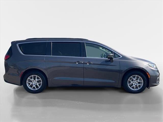 used 2022 Chrysler Pacifica car, priced at $27,995