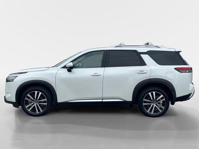 new 2025 Nissan Pathfinder car, priced at $49,507