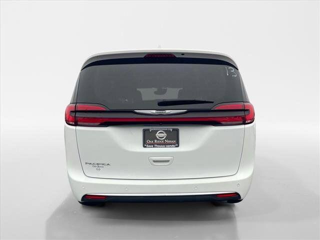 used 2022 Chrysler Pacifica car, priced at $29,995