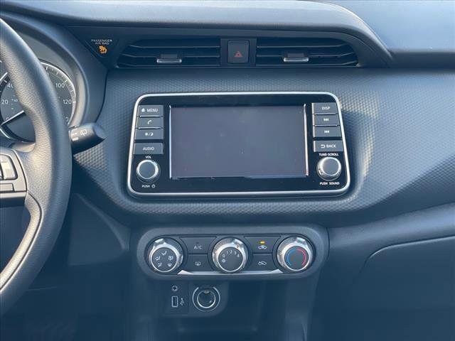 new 2025 Nissan Kicks car, priced at $23,071