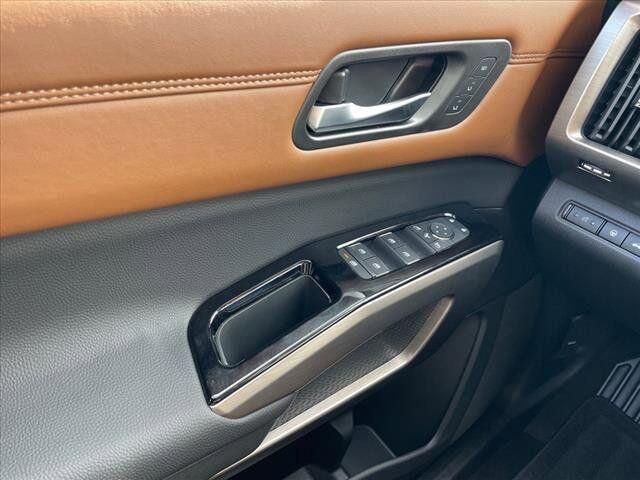 new 2025 Nissan Pathfinder car, priced at $49,731