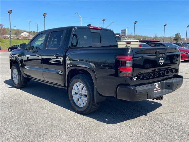 new 2024 Nissan Frontier car, priced at $32,190