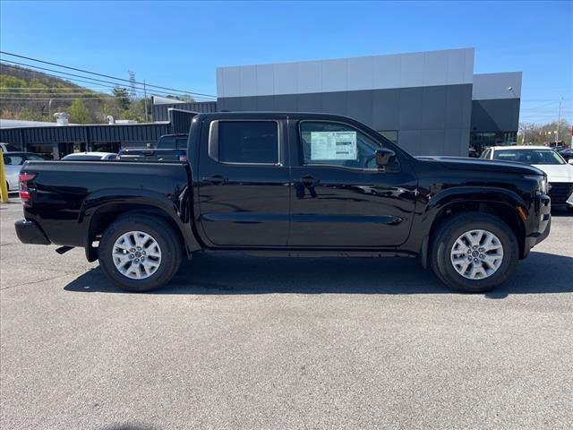 new 2024 Nissan Frontier car, priced at $32,190