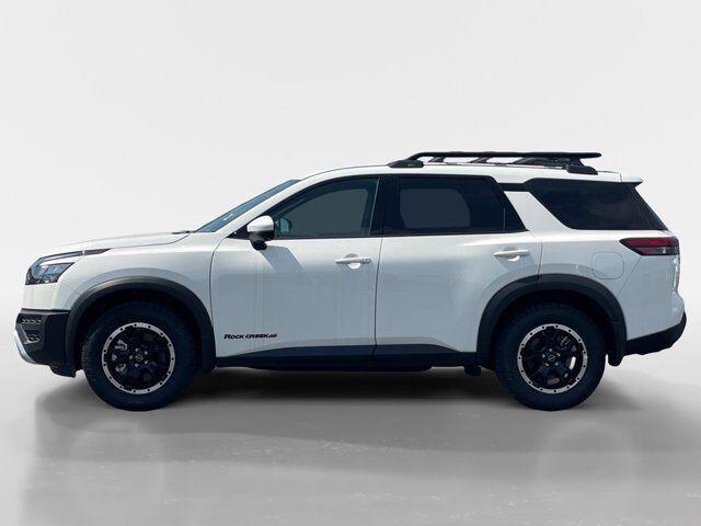 new 2025 Nissan Pathfinder car, priced at $41,260
