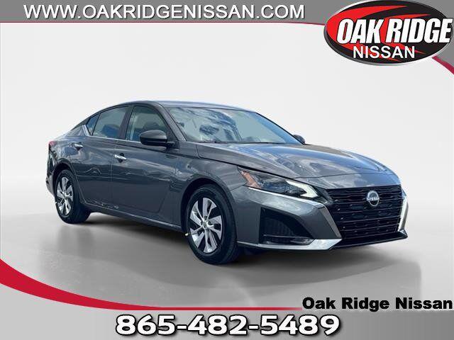 new 2025 Nissan Altima car, priced at $26,301