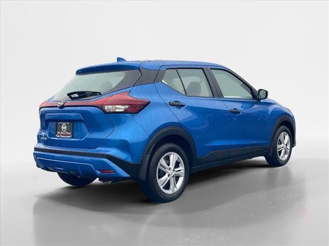 new 2025 Nissan Kicks car, priced at $23,071