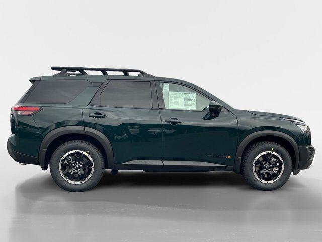 new 2025 Nissan Pathfinder car, priced at $42,738