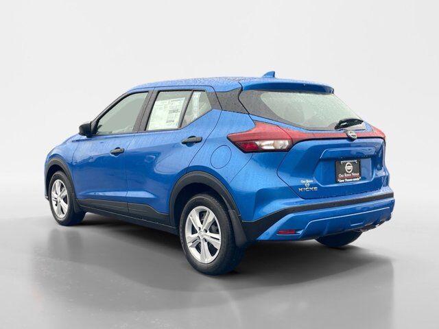 new 2025 Nissan Kicks car, priced at $21,949