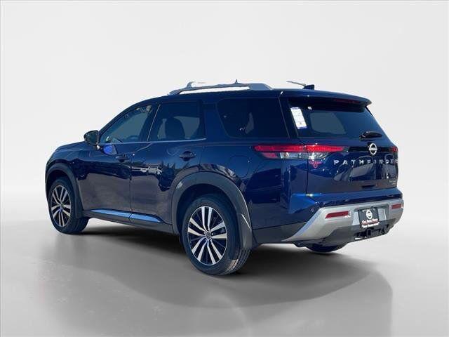 new 2025 Nissan Pathfinder car, priced at $54,865