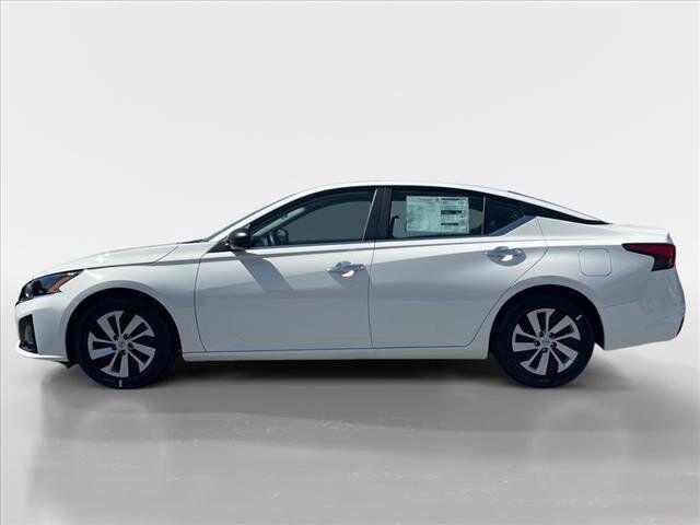 new 2025 Nissan Altima car, priced at $25,552