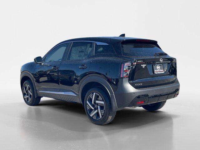 new 2025 Nissan Kicks car, priced at $24,319
