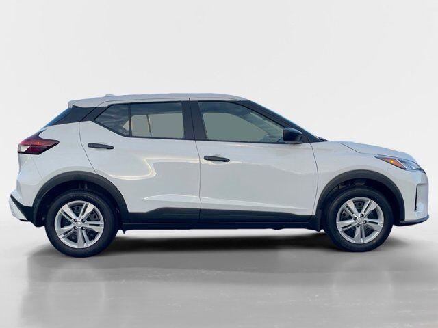 new 2025 Nissan Kicks car, priced at $23,071