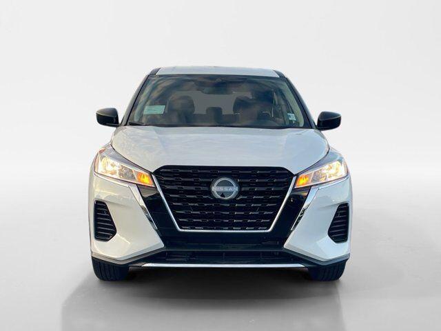 new 2025 Nissan Kicks car, priced at $23,071