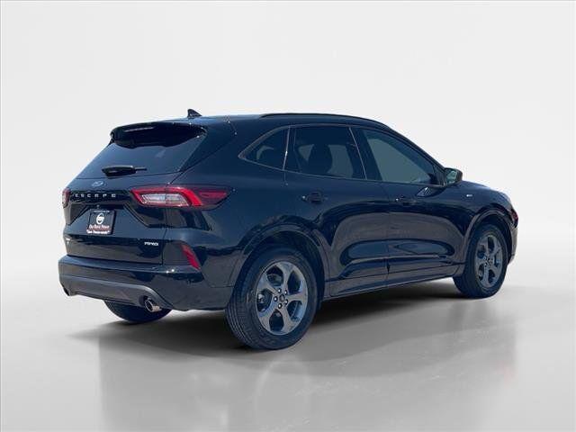used 2023 Ford Escape car, priced at $28,999