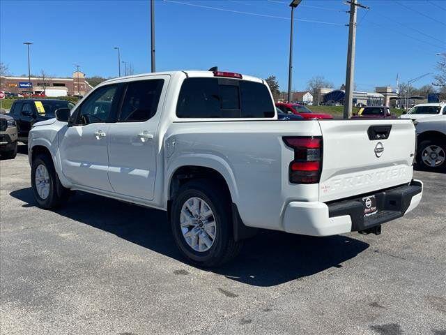 new 2024 Nissan Frontier car, priced at $31,189