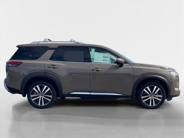 new 2025 Nissan Pathfinder car, priced at $50,781