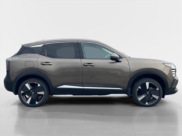 new 2025 Nissan Kicks car, priced at $26,351