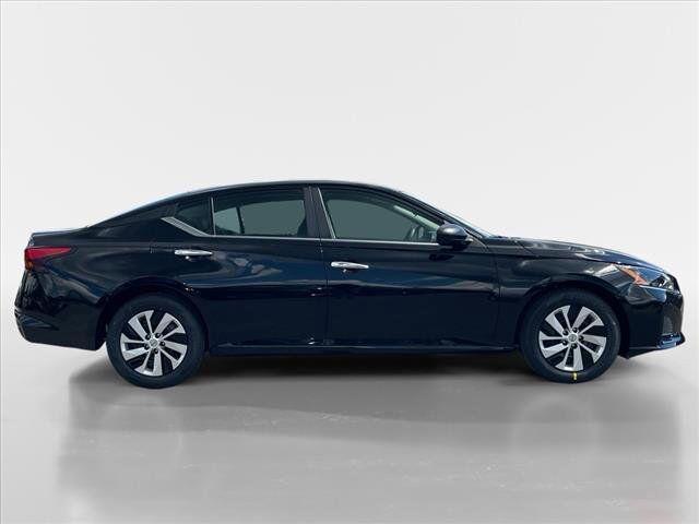 new 2025 Nissan Altima car, priced at $25,552