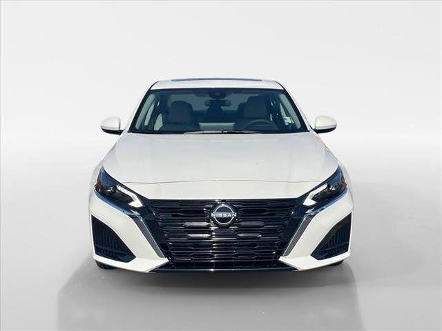 new 2025 Nissan Altima car, priced at $33,004