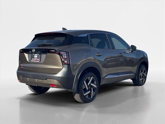 new 2025 Nissan Kicks car, priced at $25,518