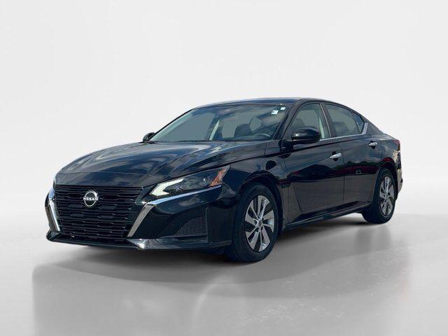used 2023 Nissan Altima car, priced at $26,995