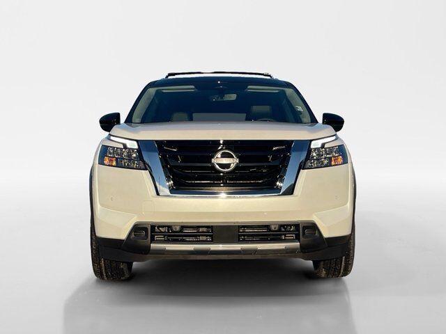 new 2025 Nissan Pathfinder car, priced at $48,141