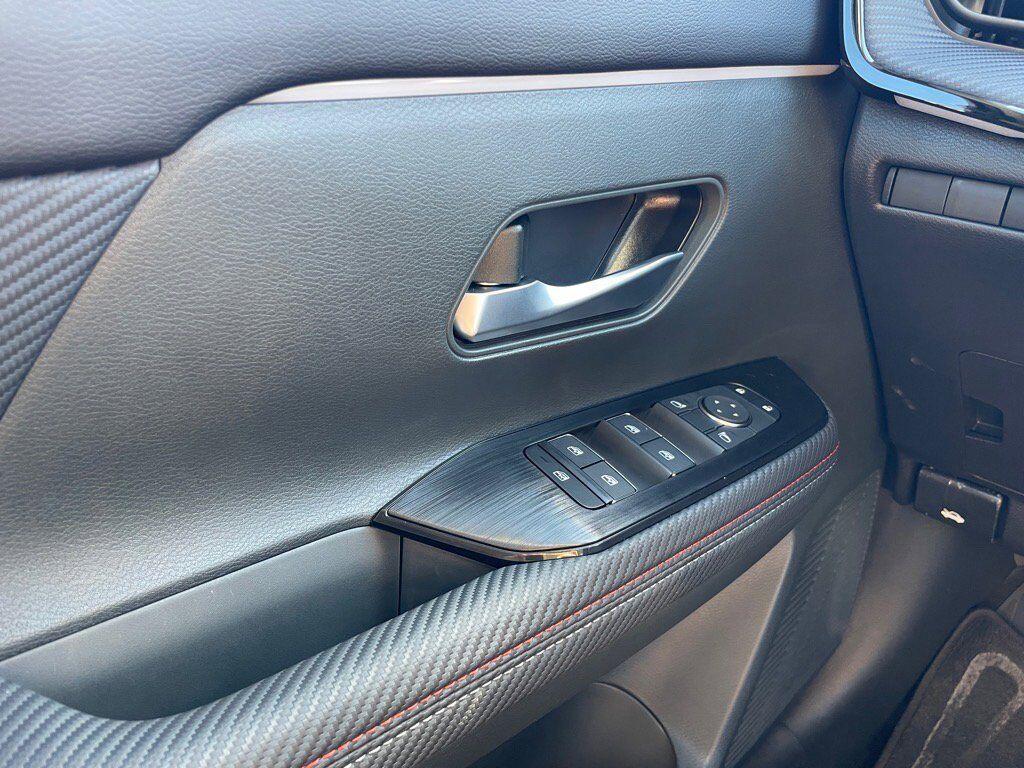 new 2025 Nissan Kicks car, priced at $30,560