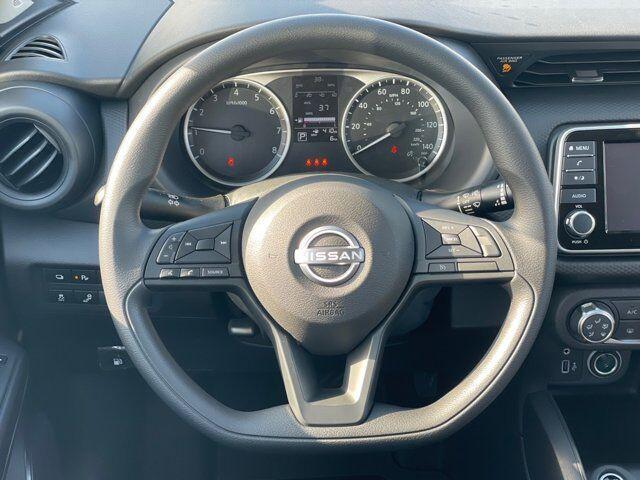new 2025 Nissan Kicks car, priced at $23,071