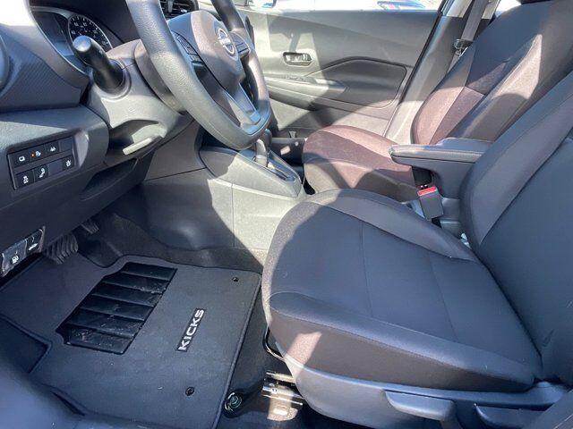 new 2025 Nissan Kicks car, priced at $23,071