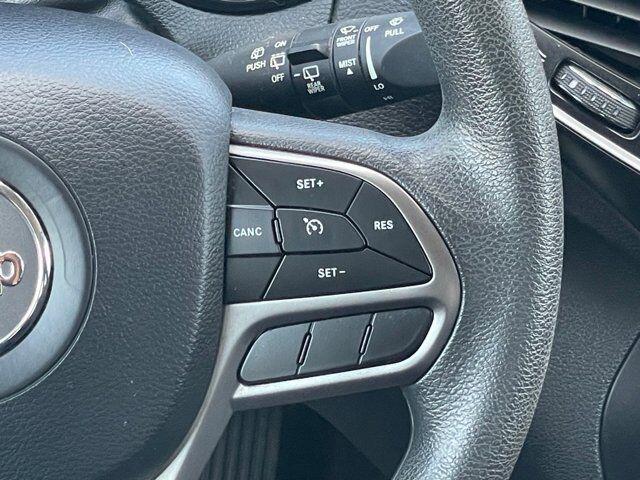 used 2020 Jeep Cherokee car, priced at $22,995