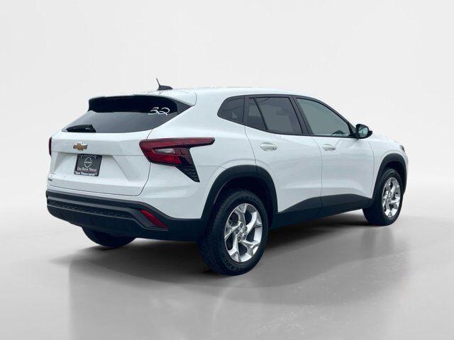 used 2024 Chevrolet Trax car, priced at $36,995