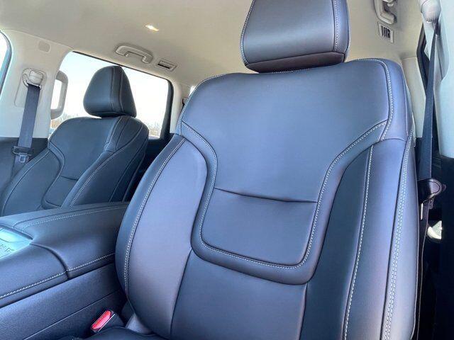 new 2025 Nissan Armada car, priced at $57,932
